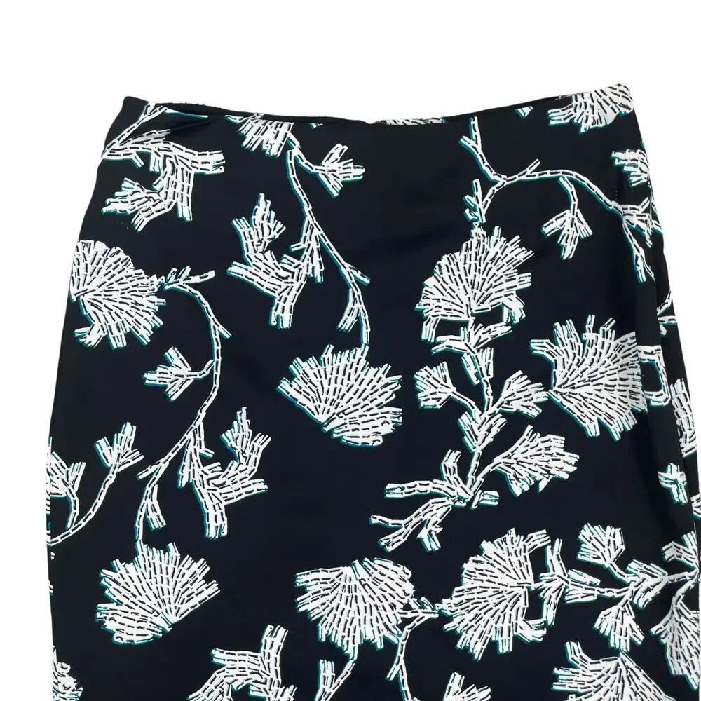 Diane von Furstenberg Kara Floral Print Penci Skirt Black Green Size 2